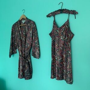 Women’s Sleepwear Set - Nightgown & Robe